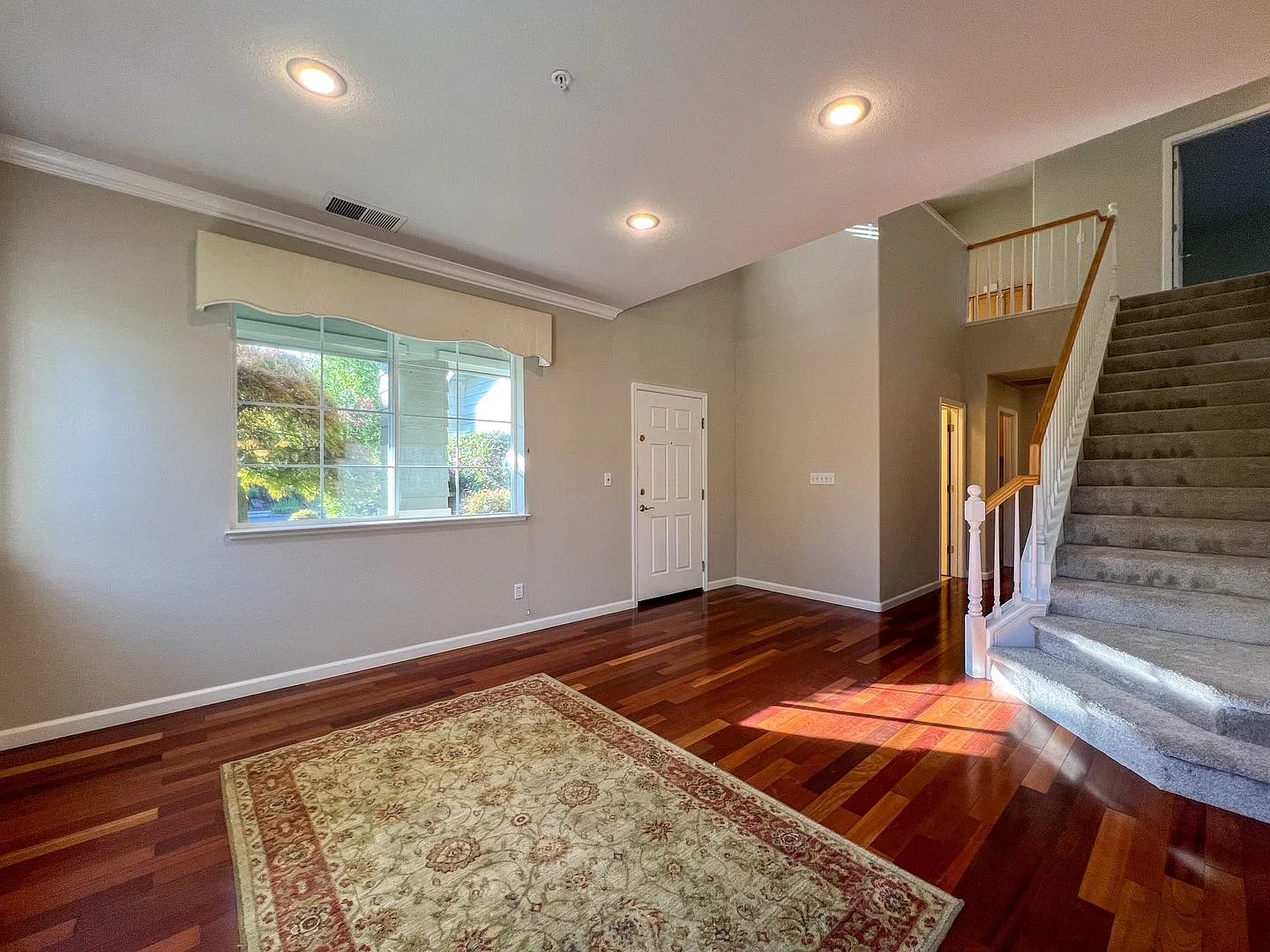Spacious Five-Bedroom North Napa Home with Three-Car Garage — Photo 4
