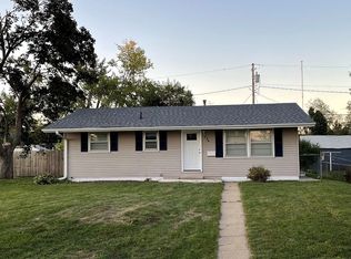 634 40th St NE, Cedar Rapids, IA 52402