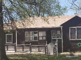 1707 SE Pennsylvania Ave, Topeka, KS 66607