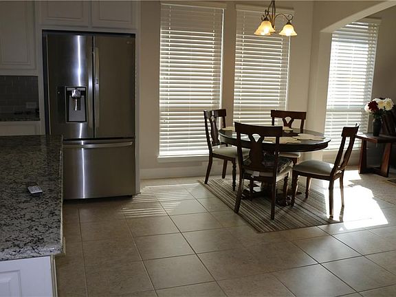 3rd image of 1748 Eagle Crest Dr