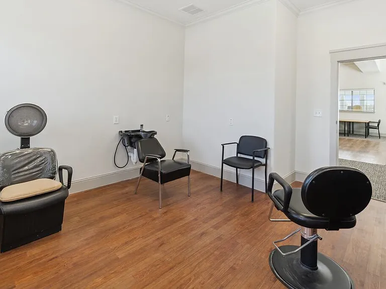 The Sorento Apartments — Photo 18