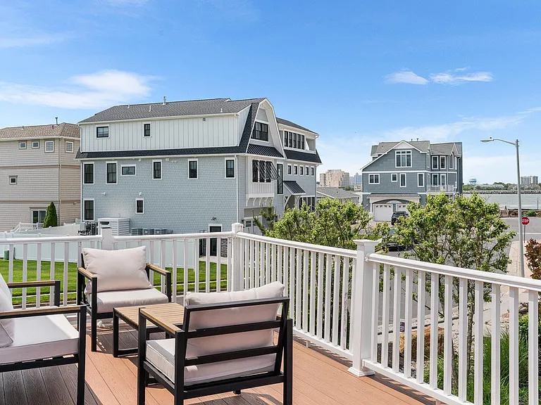 5217 Sea Spray Rd — Photo 25