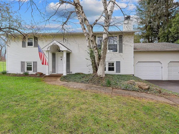 3194 Howlett Hill Rd, Camillus, NY 13031