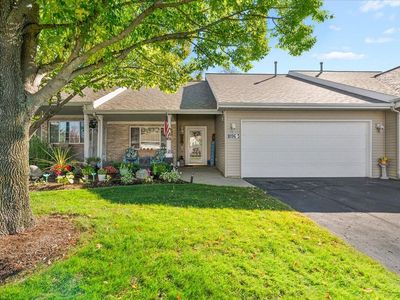 1096 Fountain View Cir UNIT 3, Holland, MI, 49423