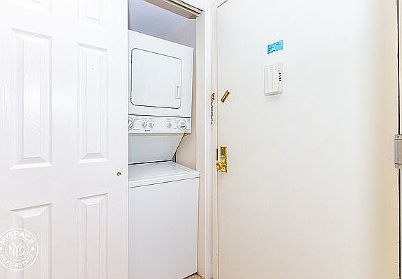 5th image of 275 Classon Ave #4H