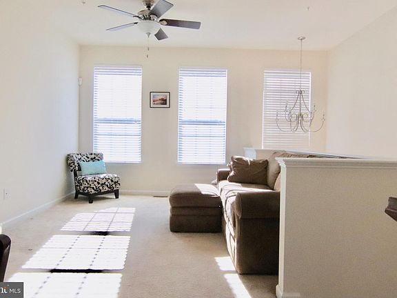 2nd image of 23099 Foxglove Way