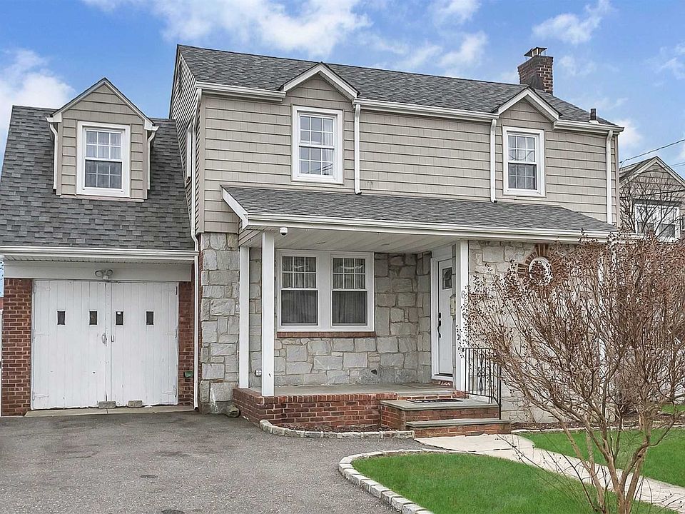 1st image of 65 Phipps Ave