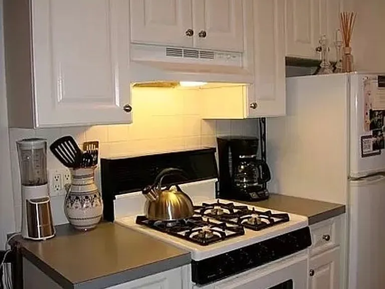 845 Lexington Ave #4F — Photo 5