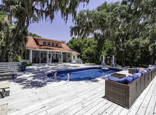 561 SE LAKEVIEW Drive, Keystone Heights, FL 32656