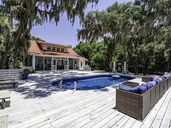 561 SE LAKEVIEW Drive, Keystone Heights, FL 32656