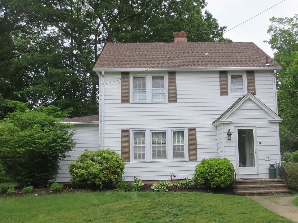 1st image of 21 Birch Dr