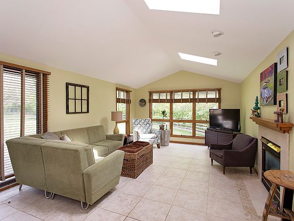 5th image of 9384 Kempergrove Ln