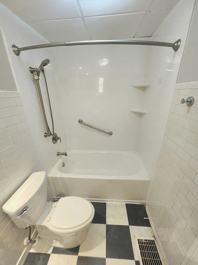 19-21 Cornell Street — Photo 4