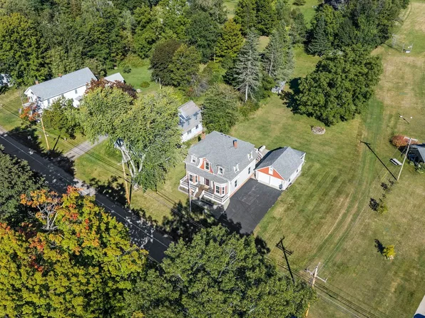 181 Main St, Kingston, NH 03848