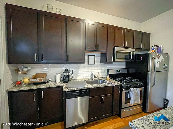 2nd image of 2028 N Winchester Ave #1711340