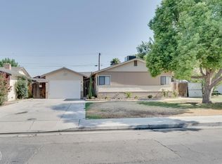 2208 Mark Ct, Bakersfield, CA 93304
