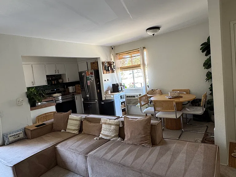 7946 Mission Center Ct #H — Photo 12