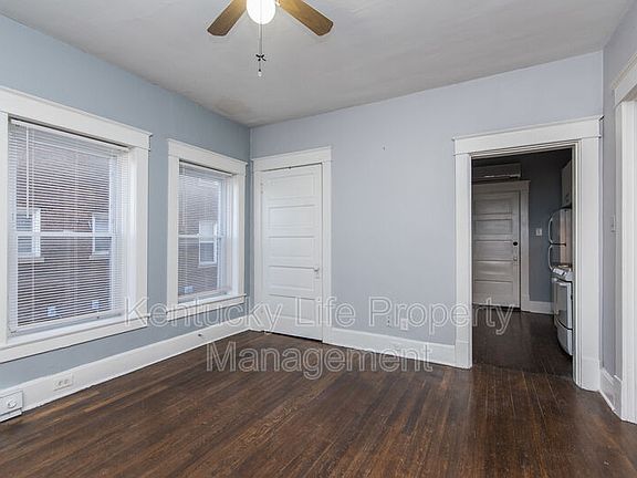 4th image of 262 Kalmia Ave APT 2