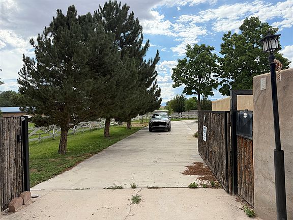 4th image of 53 Bouquet Ln
