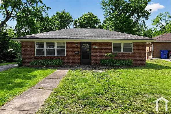 6839 Chamberlain Ct