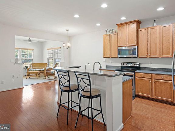 4th image of 23770 Hughes Hideaway Ct
