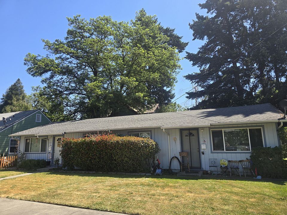1st image of 703 NW 2nd St