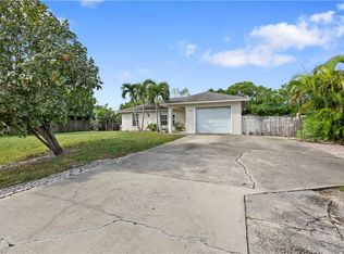 2379 55th St SW, Naples, FL 34116