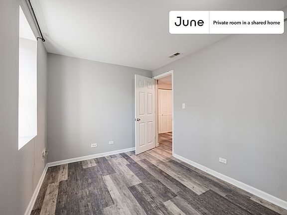 3rd image of 3516 W Belden Ave #C