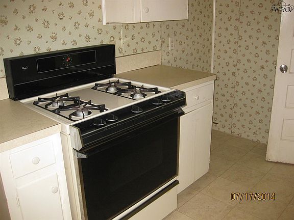 3rd image of 4335 McNiel Ave