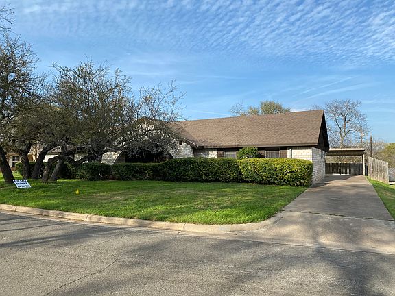2nd image of 625 Ivy Ann Dr