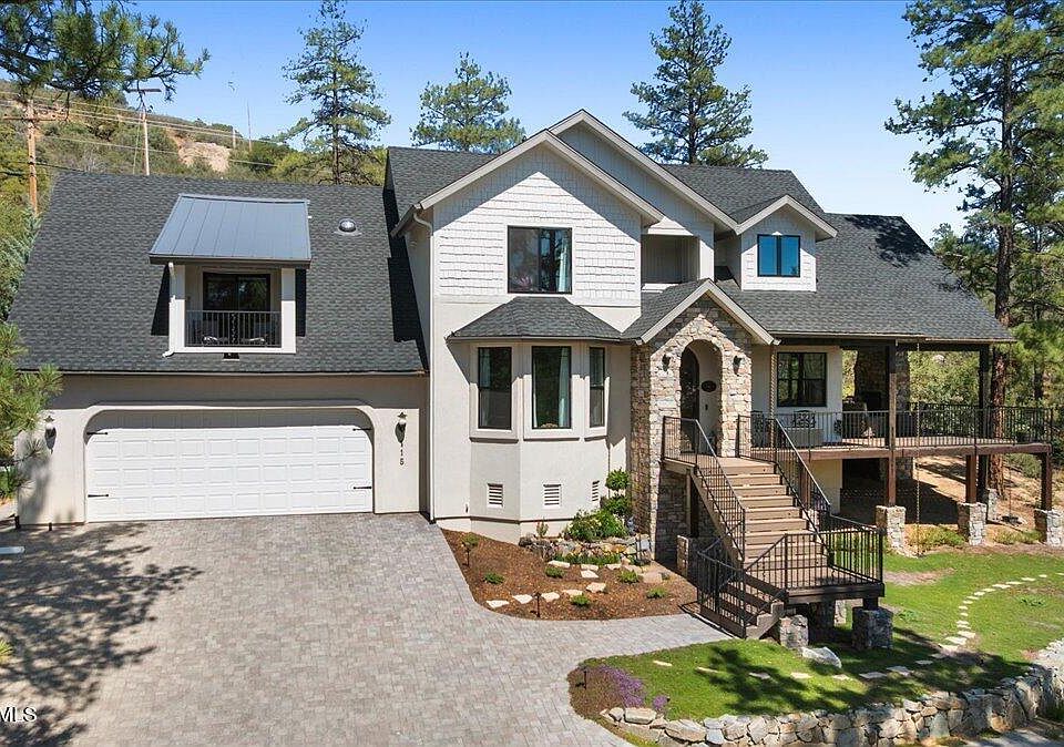 1st image of 115 Laurel Ct