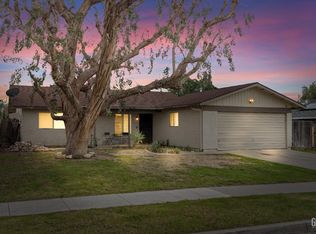 8817 Haupt Ave, Bakersfield, CA