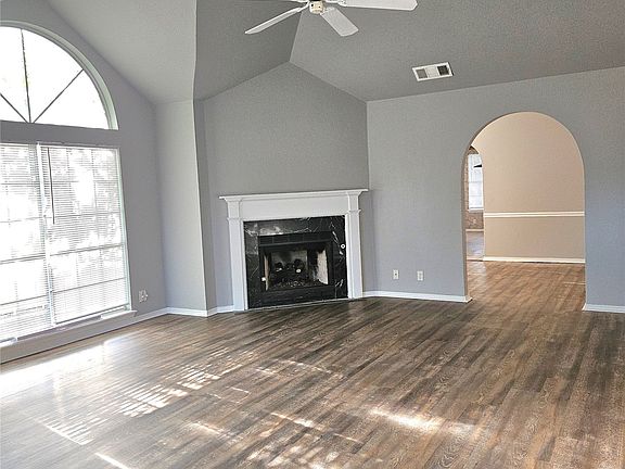 2nd image of 3320 W Galveston Pl