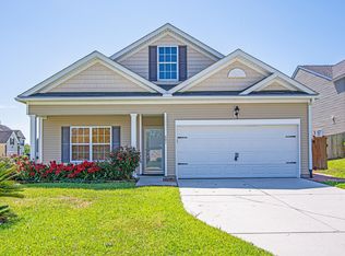 401 Pin Oak Dr, Moncks Corner, SC 29461