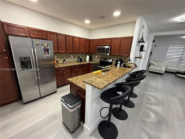 9350 SW 171st Ct #Townhouse 9350 — Photo 5