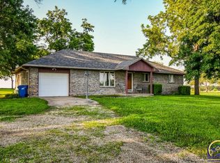 1824 4th Ln, Le Roy, KS 66857