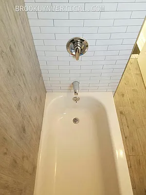 Rented by Brooklyn Vertical Inc. | media 14