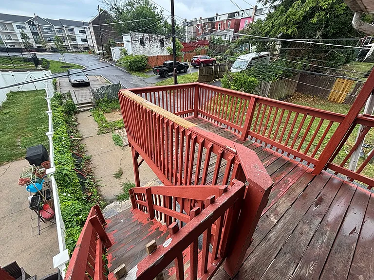 528 W Wyoming St — Photo 11