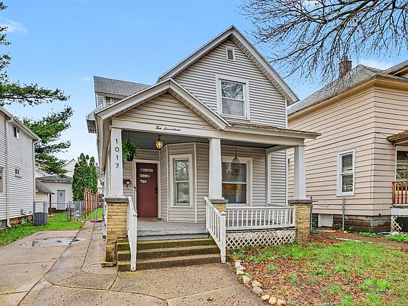 2nd image of 1017 McReynolds Ave NW
