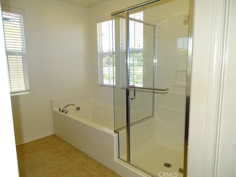 24194 Paseo Del Rancho Dr — Photo 11