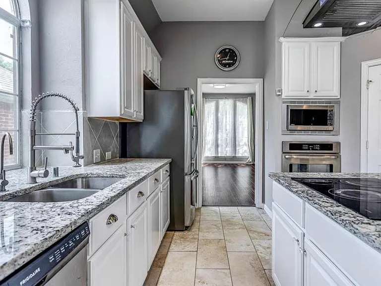 5717 Hilton Head Dr — Photo 6