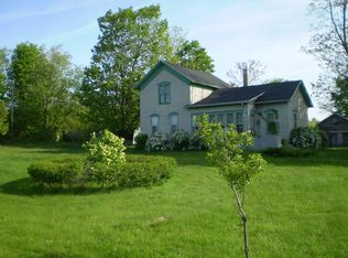 3503 Rock Edwards Dr, Sodus, MI 49126