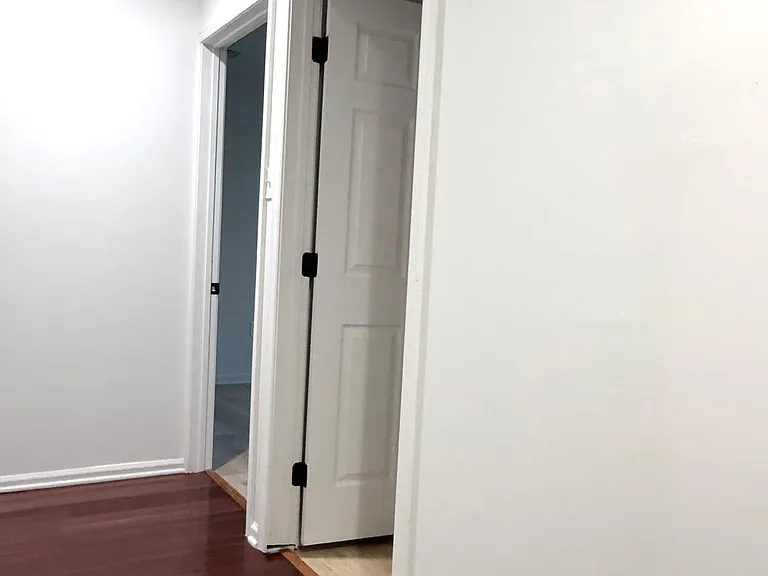 610 Brentwood Ct — Photo 42