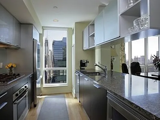 Sold by Corcoran | media 10