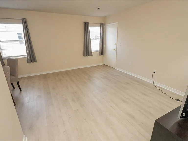 6940 Sunset Dr S #2D — Photo 7