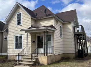 856 8th St, Beloit, WI 53511