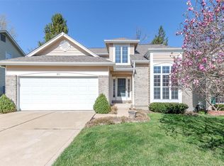 291 Cove Landing Dr, Grover, MO