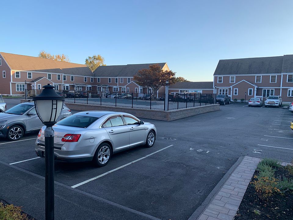 1st image of 47 Milliken St