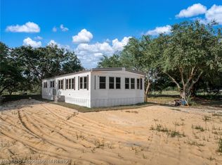1608 W Holiday Dr, Lorida, FL 33857