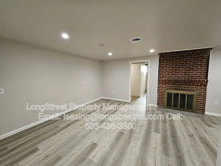 8010 NE Prescott St — Photo 24